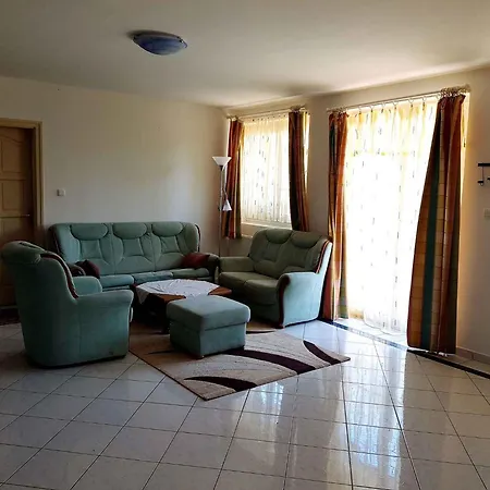 - Balaton 19286 巴拉顿凯赖斯图尔