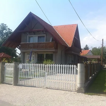 公寓 Apartment Balatonkeresztur/Balaton 19286